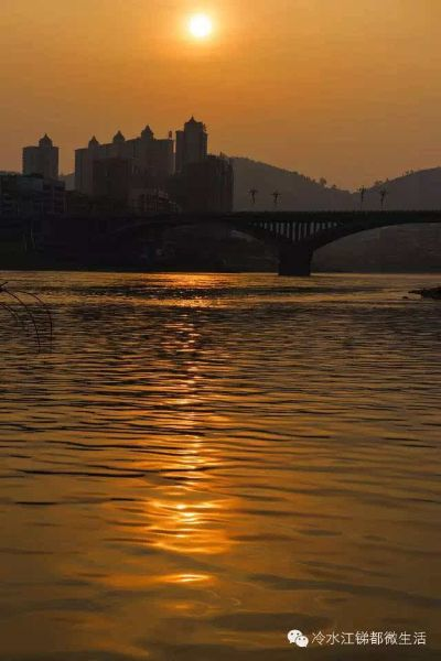 冷水江天气预报，冷暖之间，藏着小城的呼吸