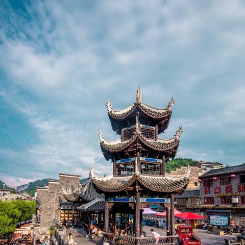 贵州十五天天气前瞻,云雨变幻中的山色与出行指南 贵州十五天天气前瞻,云雨变幻中的山色与出行指南